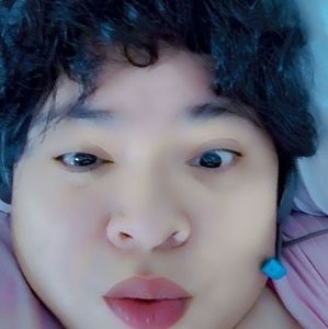 Meet your Posher, Ana